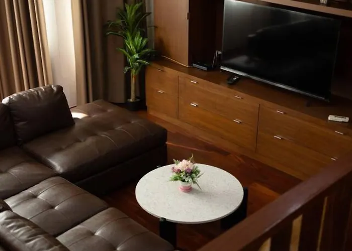 Casa vacanze Huge Townhome In Cbd I 4br 6bath *