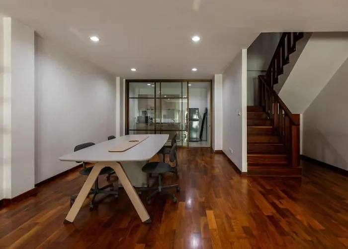 Casa vacanze Huge Townhome In Cbd I 4br 6bath Bangkok