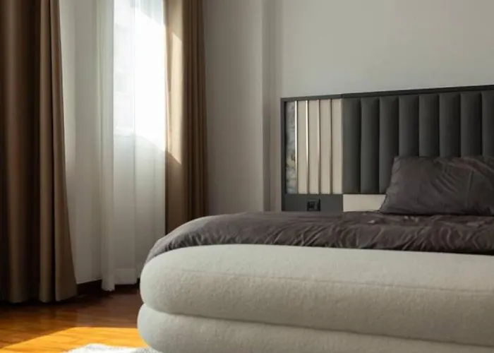 Casa vacanze Huge Townhome In Cbd I 4br 6bath *
