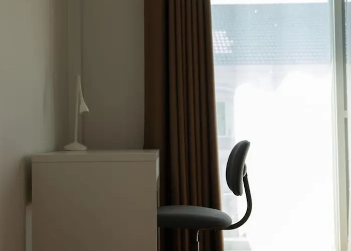 Huge Townhome In Cbd I 4br 6bath * Bangkok