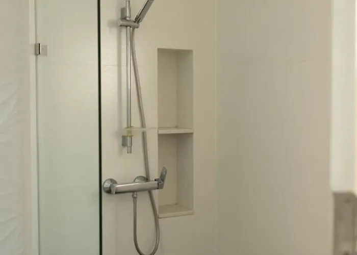 Huge Townhome In Cbd I 4br 6bath