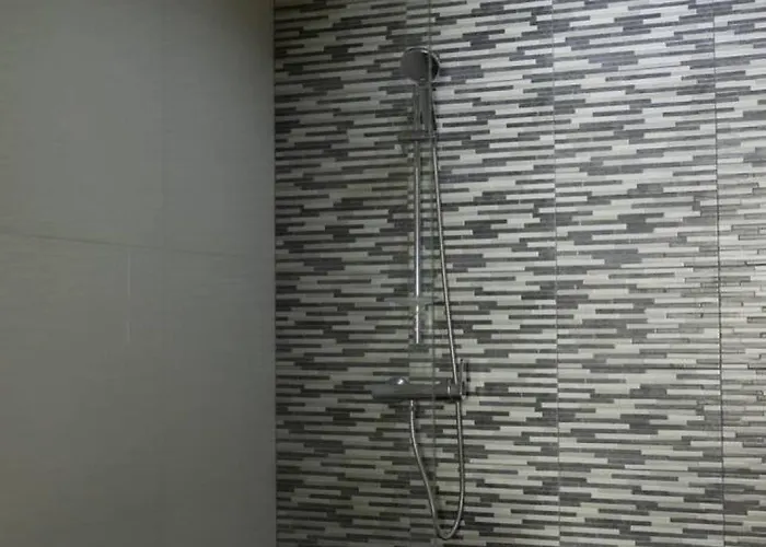 Huge Townhome In Cbd I 4br 6bath Bangkok
